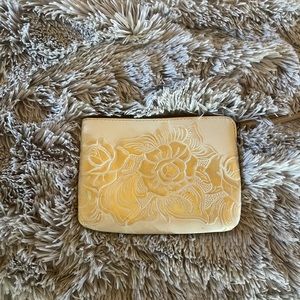 Patricia Nash Used White/Gold Tooled Cassini Wristlet